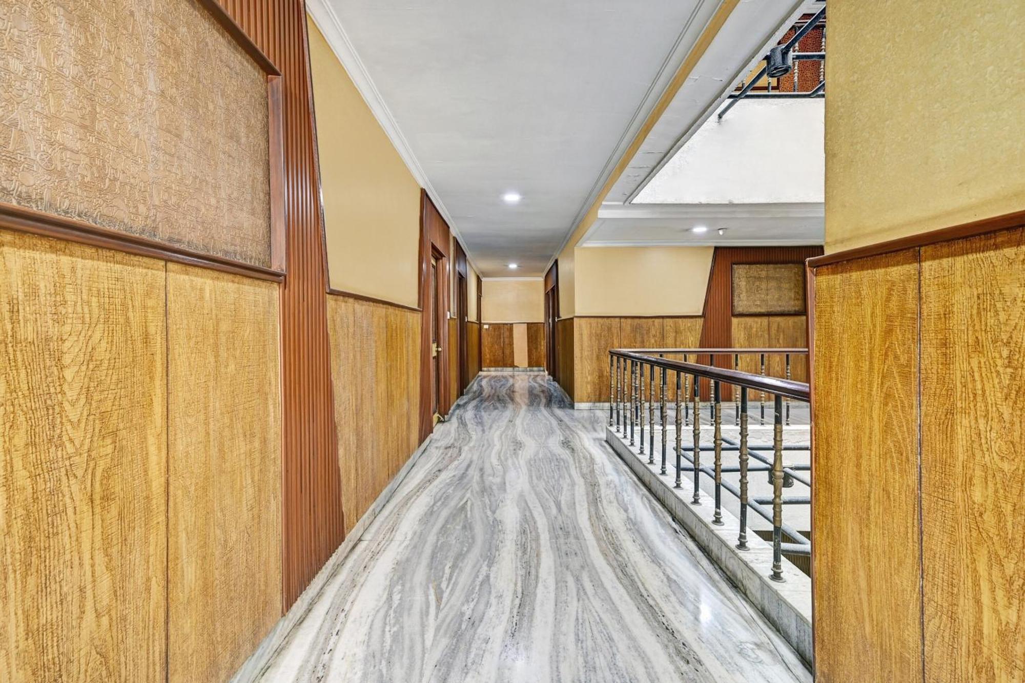 Super Townhouse Oak Hotel Belsons Taj Mahal Secundurabad Exteriör bild